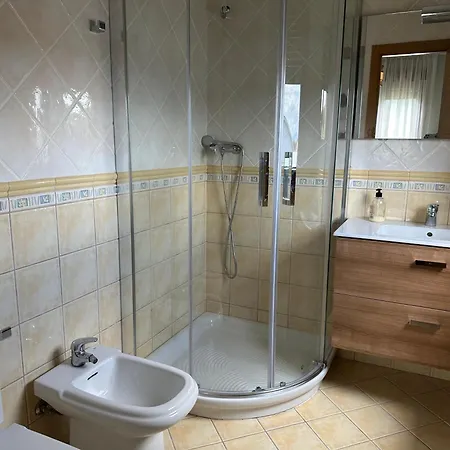Casa Da Feira 2 Daire *
